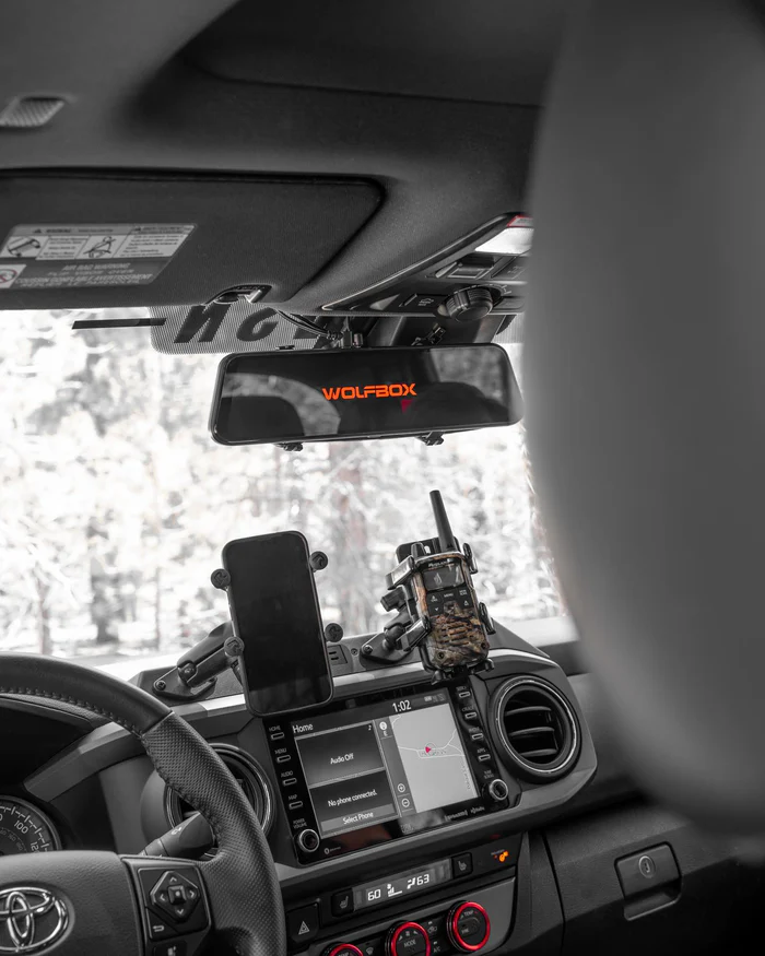 How does wireless dash cam work