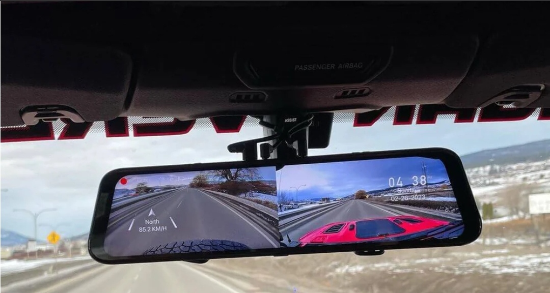 What Does a Smart Mirror Dash Cam Do